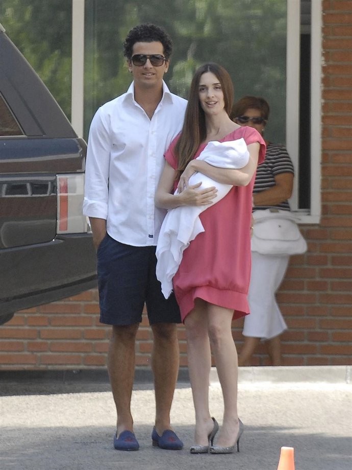 Paz Vega y Orson Salazar con Lenon