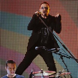 La banda irlandesa U2 en concierto