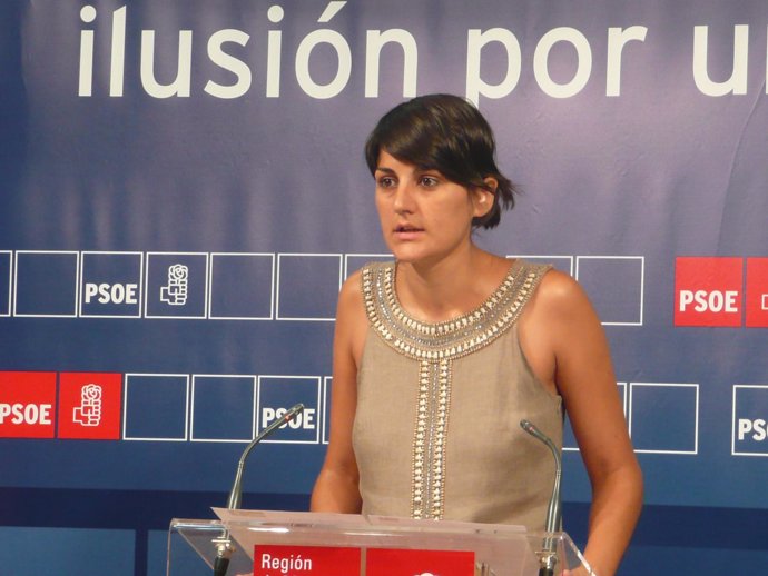 María González en rueda de prensa