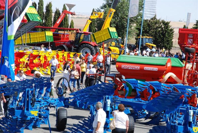 Maquinaria agrícola en la feria Agromaq de Salamanca.