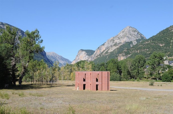 Construcción ladrillo de Per Kirkebin