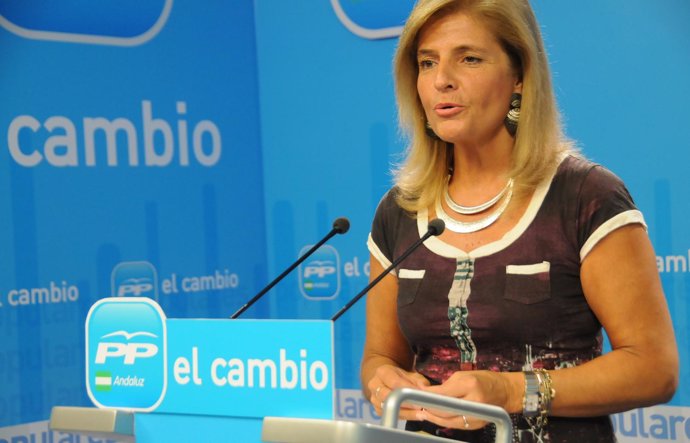 Esperanza Oña, portavoz del PP-A en el Parlamento