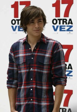 ZAC EFRON presentación de 17 otra vez