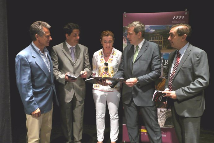 La Ruta del Vino de Ribera del Duero presenta su nueva guía enoturística