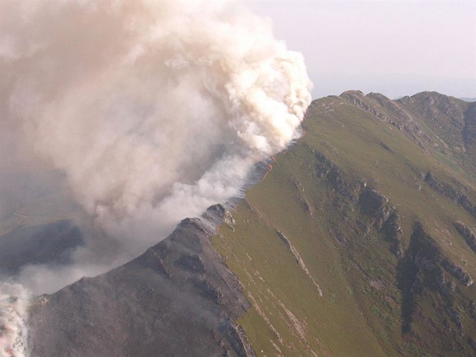 Incendio en Barjas (León)