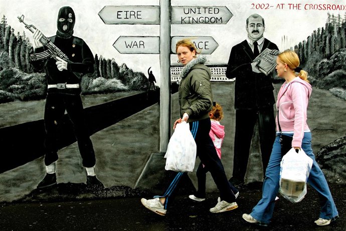 Mural unionista-probritánico en Irlanda del norte (ulster)