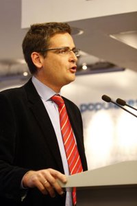 Basagoiti pide a la sociedad vasca que no se crea las palabras de la izquierda abertzale porque todo es "una farsa"