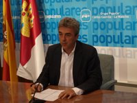 PP critica que C-LM haya estado tres semanas sin Consejo de Gobierno y sí con una campaña publicitaria de "figurantes"