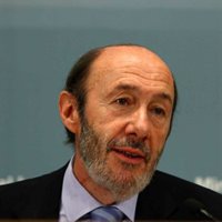 Rubalcaba: el "mayor activo" de Tomás Gómez es haber dicho 'no' a Zapatero