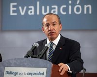 Calderón dice que la mayor amenaza para México es el crimen organizado