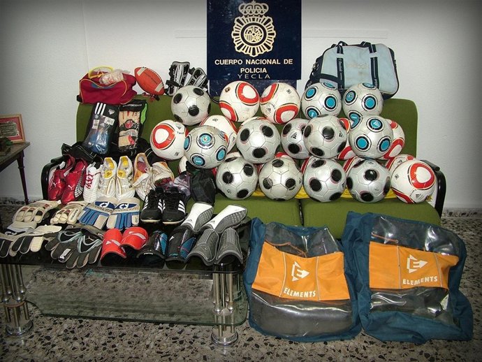 Material intervenido en Yecla