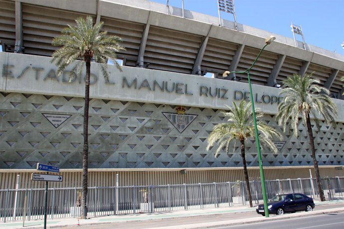 Estadio Manuel Ruiz de Lopera en Sevilla