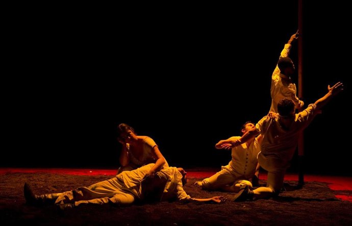 Montaje de Teatro Dan