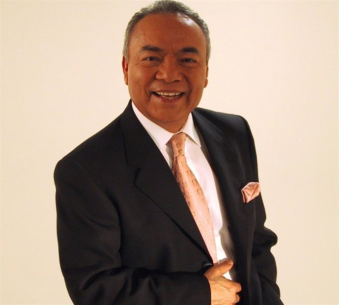 LECTURA MANIFIESTO Y RAFAEL BASURTO EN EL FESTIVAL INTERCULTURAL