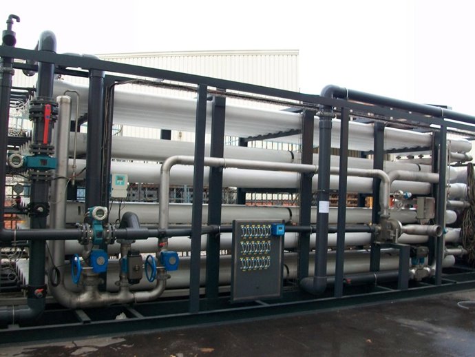 Desaladora de agua construida en Irak