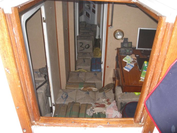 Droga en el interior del velero