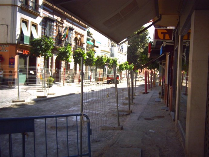 Obras en la calle San Jacinto