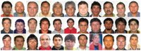 Hacen llegar a los mineros un vídeo con saludos de sus familiares