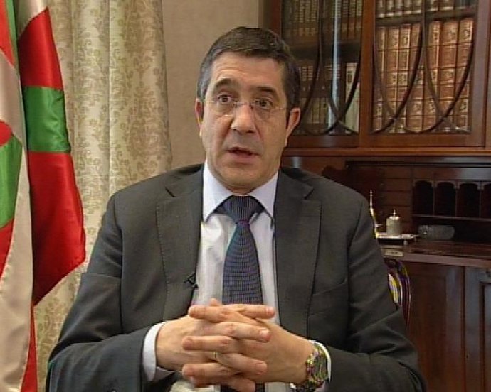 entrevista de Patxi Lopez a Europa Press sobre politicas de empleo, fusion cajas