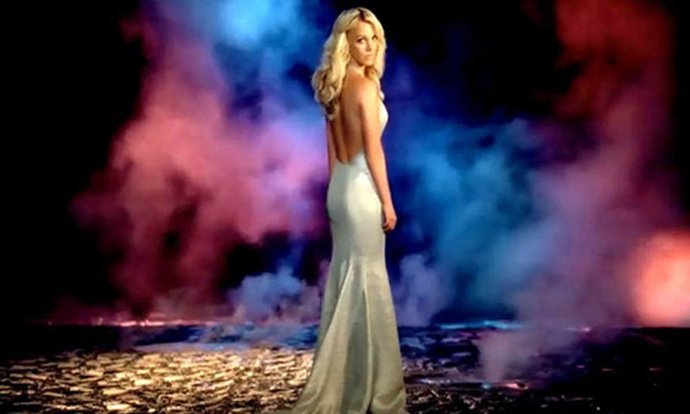 Britney Spears presenta su nuevo perfume 'Radiance' con un vídeo promocional