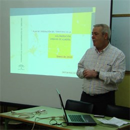 Luis Caparrós, ex delegado de Obras Públicas de la Junta en Almería