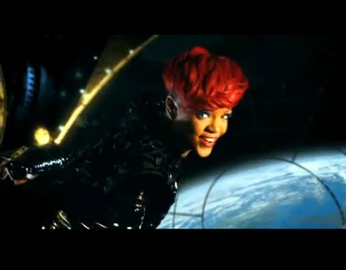 Rihanna en el anuncio de su nueva gira