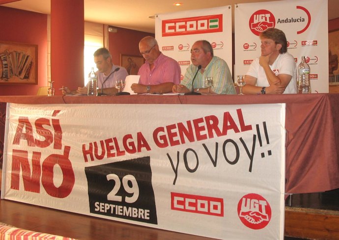 Pastrana y Carbonero durante la asamblea