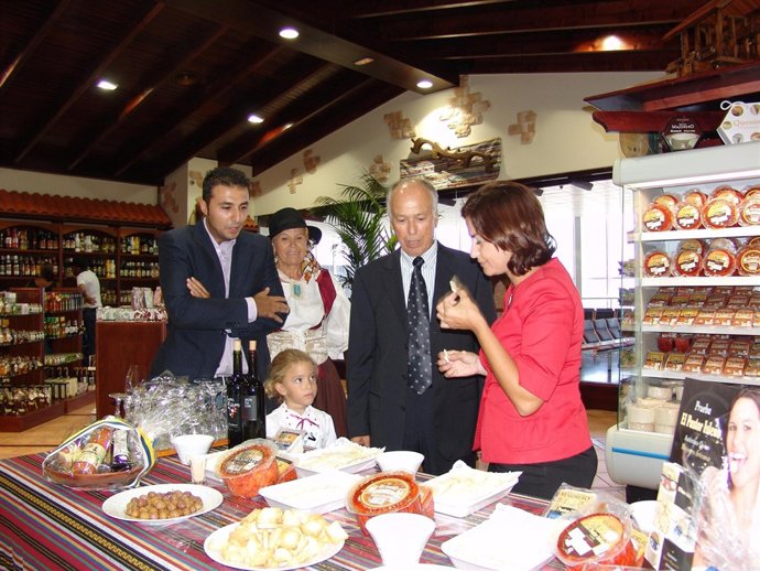Inauguración de la tienda en el Aeropuerto de Gran Canaria