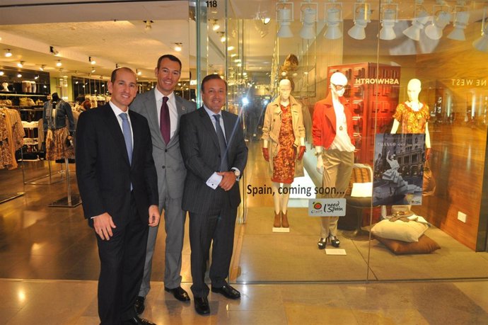 El secretario general de Turismo y Comercio Interior, Joan mesquida, en Hong Kon