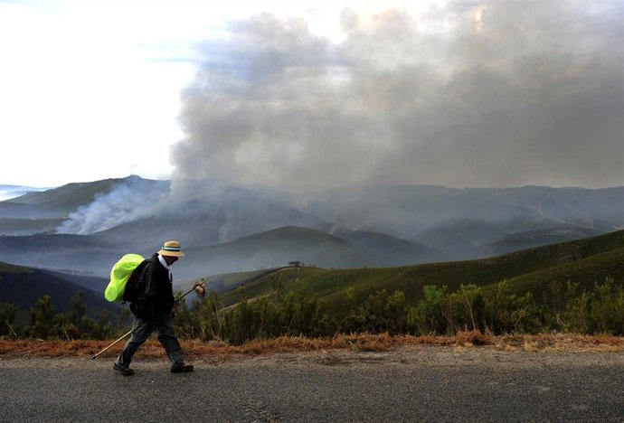 Imagen del incendio de Laza (Orense)