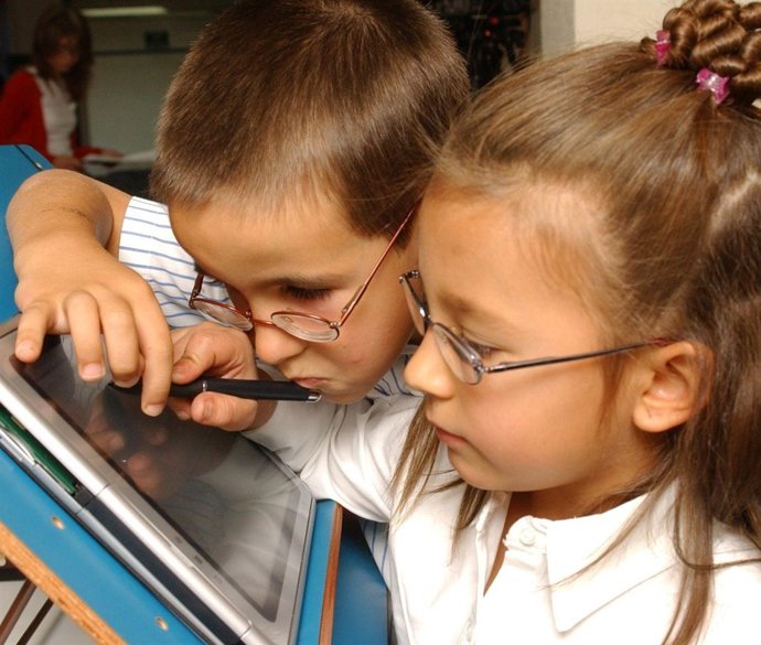 Niños invidentes, ciego