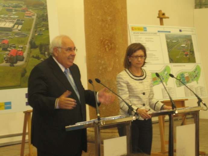 Vicente Álvarez Areces y Elena Espinosa.