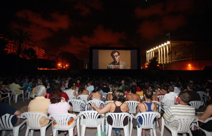 Asistentes a La Filmoteca d'Estiu