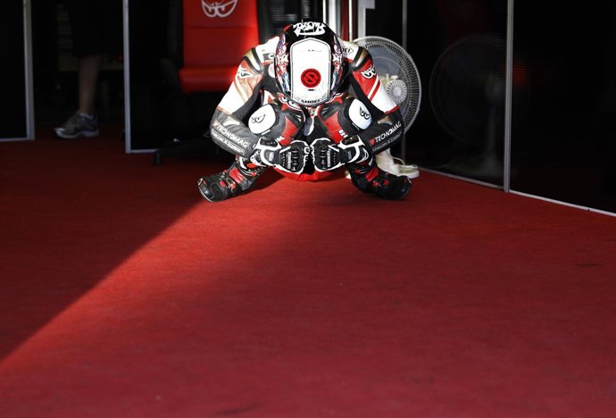 Tomizawa antes de un Gran Premio