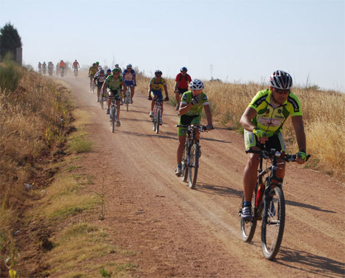 Díaz De La Peña Compartió Pedaladas Con Los Participantes Del Programa "Entrena 