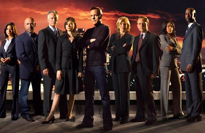 Jack Bauer y el resto del reparto de la serie 24