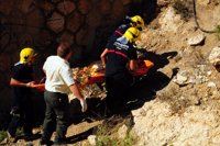 Fallece un hombre en una playa de Rincón, que tuvo que ser rescatado de una zona rocosa