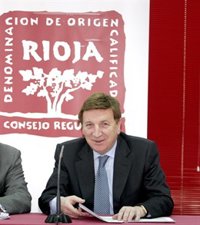 Rechazada la proposición de dejar sin competencias a Víctor Pascual para que pueda abrir expedientes sancionadores