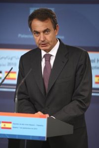 Zapatero a Batasuna: No irá a las elecciones si no condena la violencia