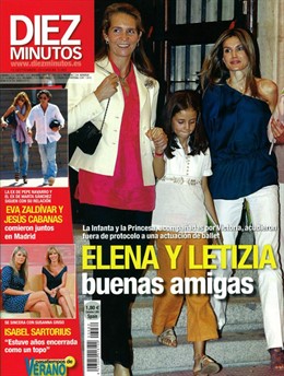 La infanta Elena, Victoria Federia y Letizia Ortiz en la portada de 'Diez Minuto
