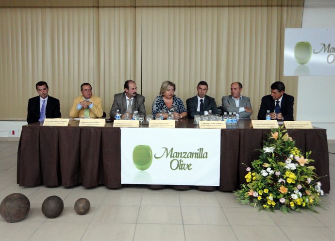Acto de constitución de la cooperativa Manzanilla Olive.