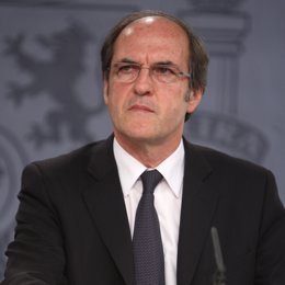 Ministro de Educación, Ángel Gabilondo