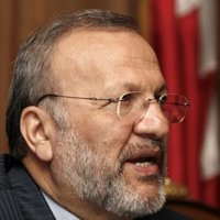 Irán acusa a Israel de promover la quema de ejemplares del Corán en Estados Unidos