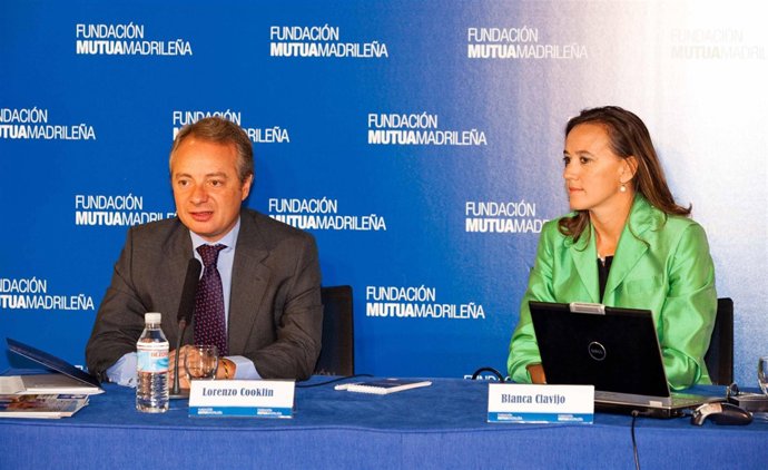 Lorenzo Cooklin y Blanca Clavijo durante la presentación