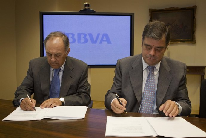 Firma de acuerdo entre Asemesa y BBVA para créditos a la industria de la aceitun