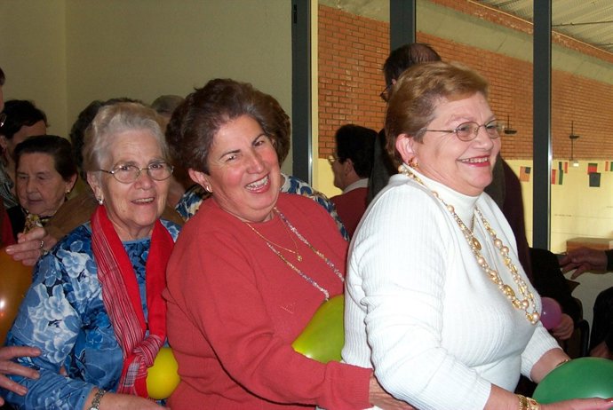 Personas mayores de Navalvillar de Pela