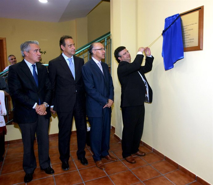 Inauguración de la Casa Consistorial de Villavicencio de los Caballeros (Vallado