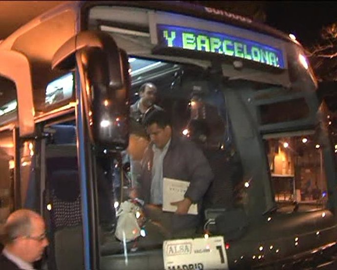 Pasajeros en autobús