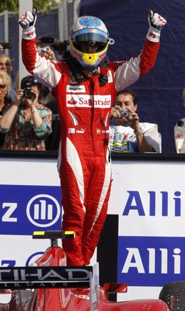 Fernando Alonso vence en el Gran Premio de Italia