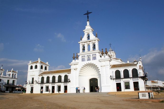  Iglesia del Rocío (Huelva)
